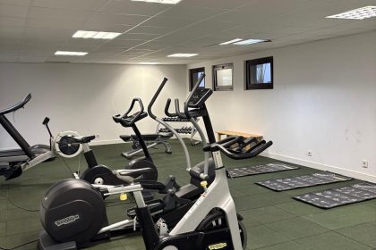 c901f69fe9fa9e277509f40cfeb8c359 - 25