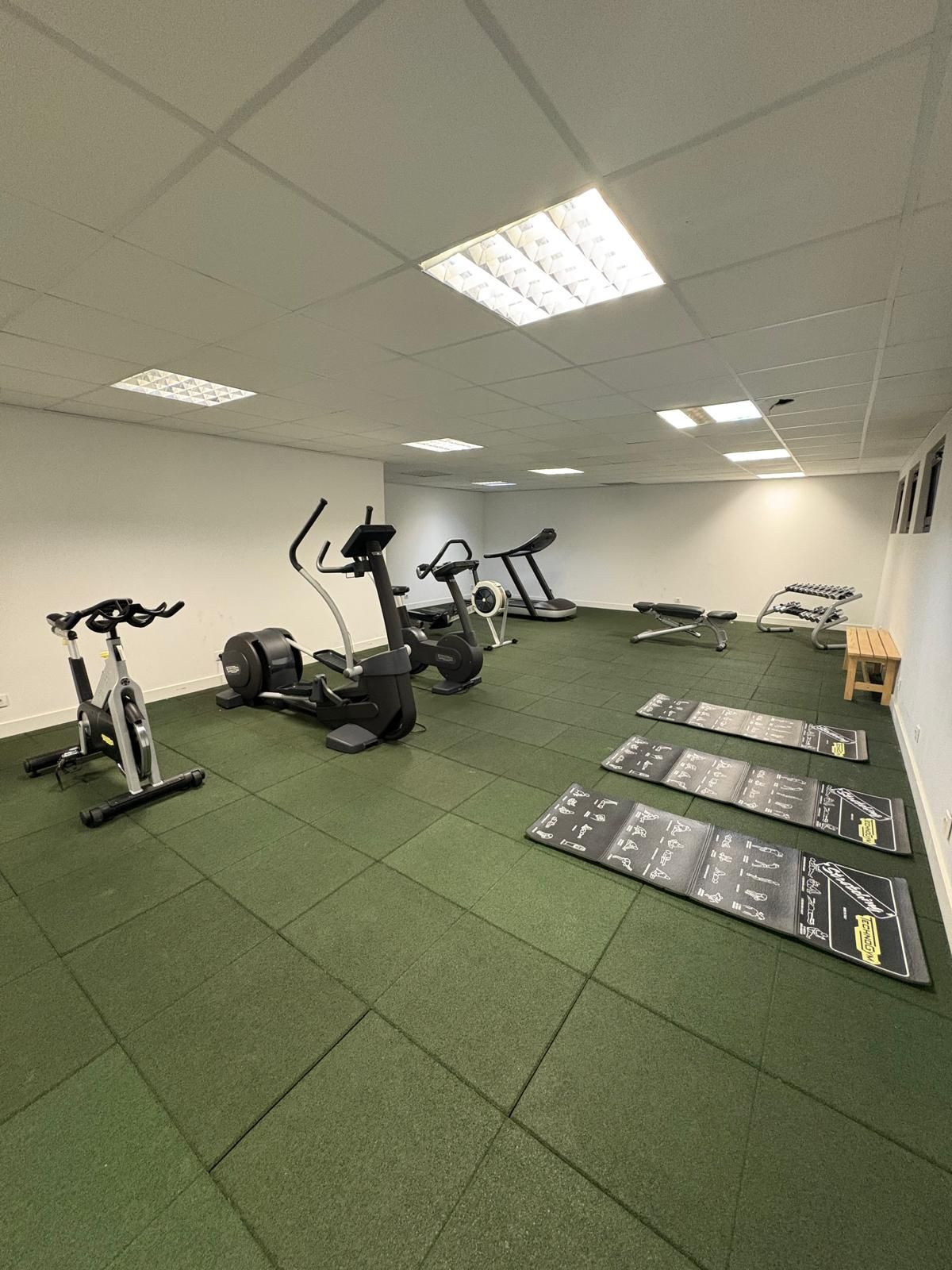 c901f69fe9fa9e277509f40cfeb8c359 - 26