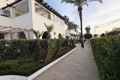 c901f69fe9fa9e277509f40cfeb8c359 - 28