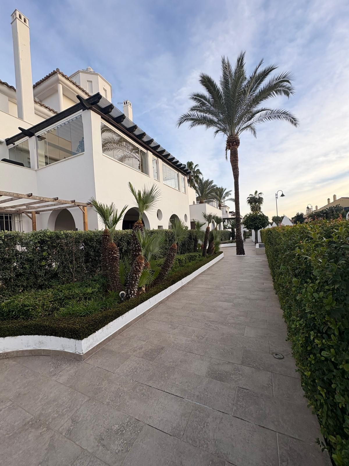 c901f69fe9fa9e277509f40cfeb8c359 - 28