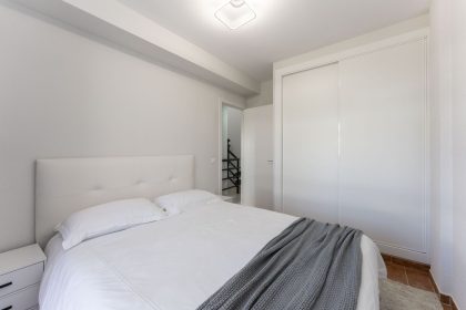 c9bd603023f0f96a3062041cc3412da1 - 23