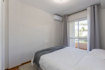 c9bd603023f0f96a3062041cc3412da1 - 24