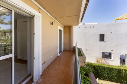 c9bd603023f0f96a3062041cc3412da1 - 35