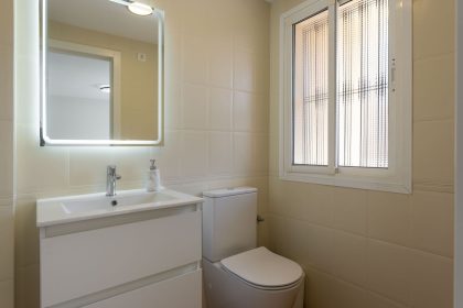 c9bd603023f0f96a3062041cc3412da1 - 43