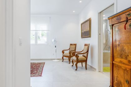 c9d148f1830fcaa49e1bcd28c4ca6f44 - 26