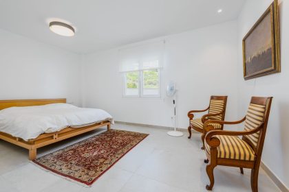 c9d148f1830fcaa49e1bcd28c4ca6f44 - 28