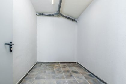 c9d148f1830fcaa49e1bcd28c4ca6f44 - 36