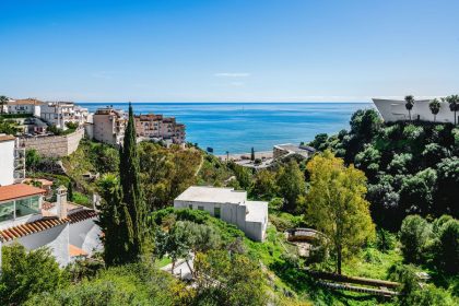 c9d148f1830fcaa49e1bcd28c4ca6f44 - 48