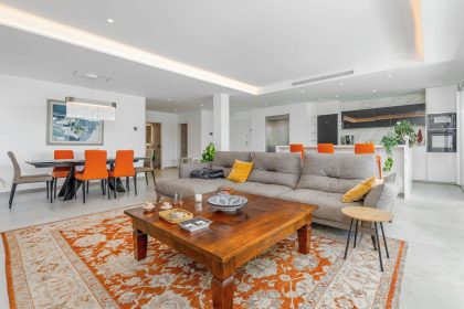 c9d148f1830fcaa49e1bcd28c4ca6f44 - 49