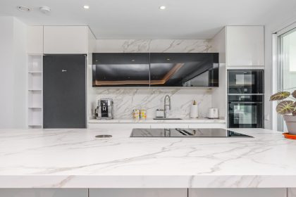 c9d148f1830fcaa49e1bcd28c4ca6f44 - 51