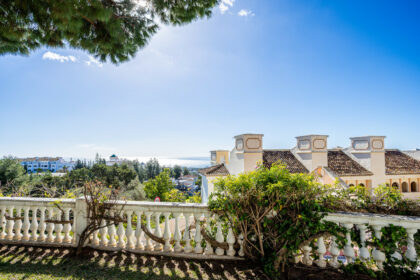 ca11438070be0dce56ab7e5d14e5c5fd - 22