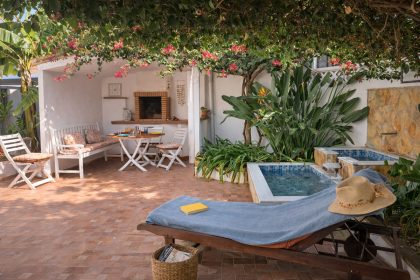 ca44e776b9c582b0d15a60e0c67c4cd2 - 10