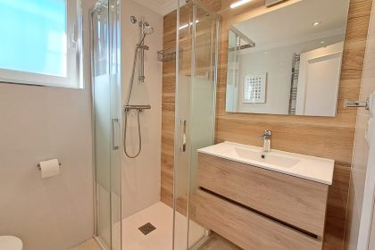 ca44e776b9c582b0d15a60e0c67c4cd2 - 27