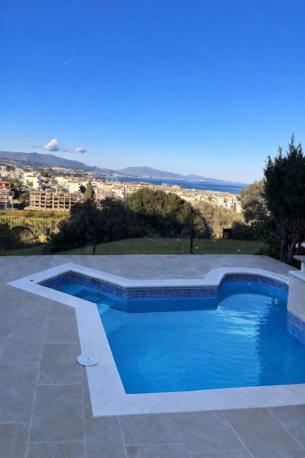 cae567a621232874d823ece201bff4b9 - 4