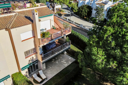 caf556ec0b8af8b2f13ae8a660f9efbd - 40