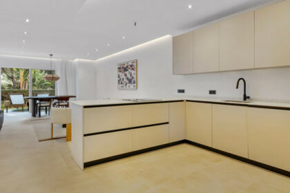 caf556ec0b8af8b2f13ae8a660f9efbd - 8