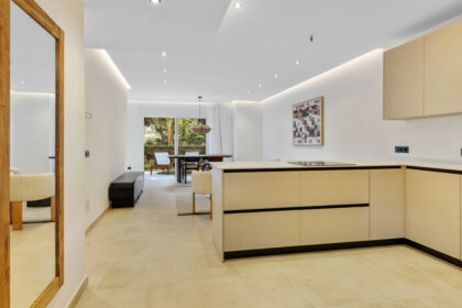 caf556ec0b8af8b2f13ae8a660f9efbd - 9