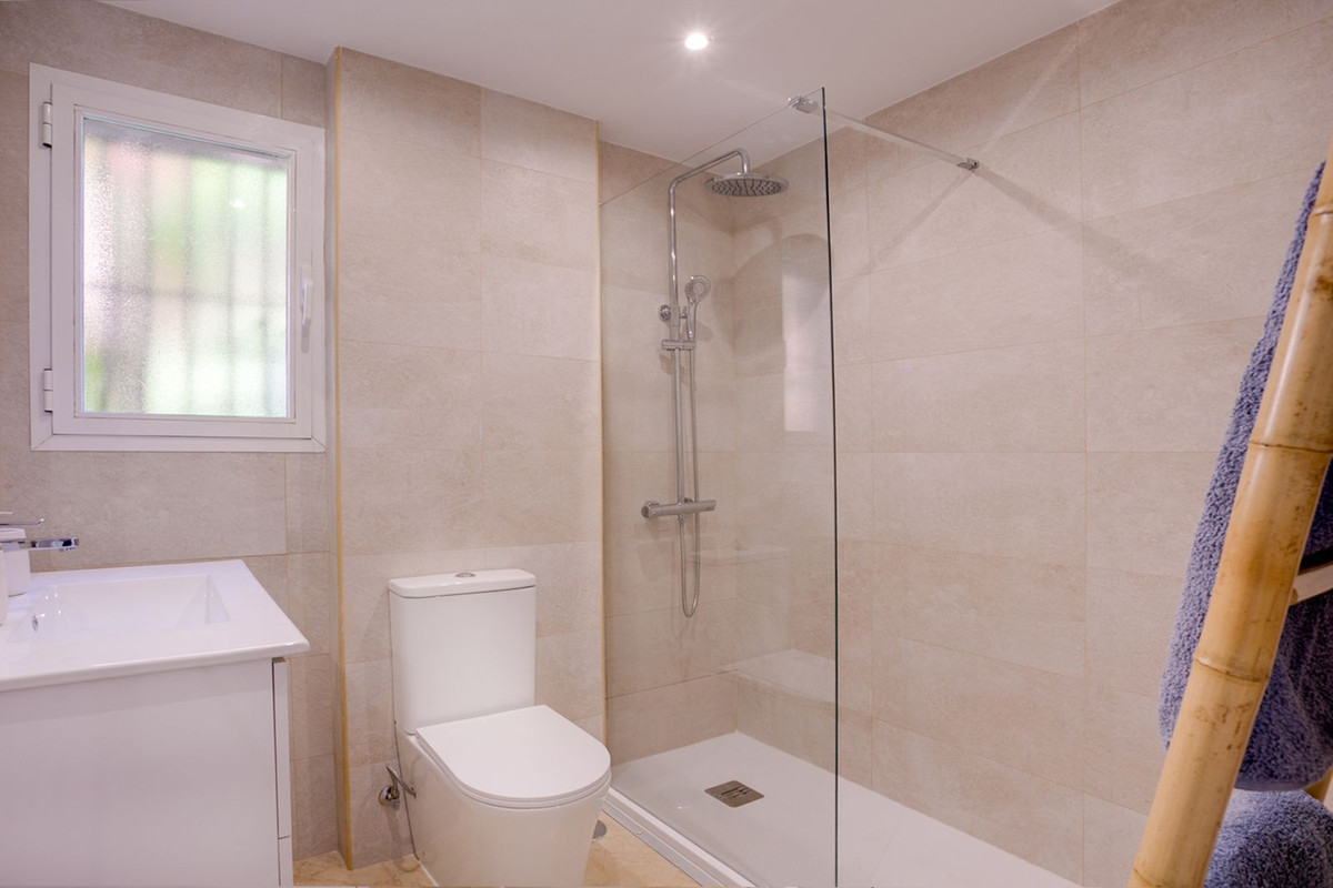 caf5fe4d13079c628c7aaa381e3e38dc - 10