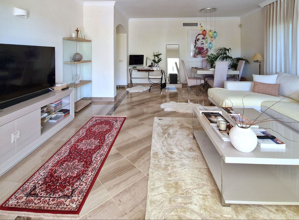 cb0c03bb9ec038e60cad13d0f10c12b0 - 4