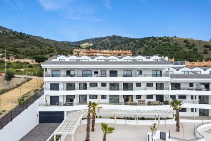 cb250bb04ababbb77db70c7a8a0f7b33 - 2