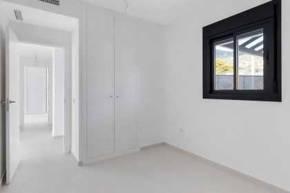 cb250bb04ababbb77db70c7a8a0f7b33 - 22