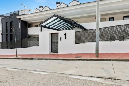 cb250bb04ababbb77db70c7a8a0f7b33 - 3