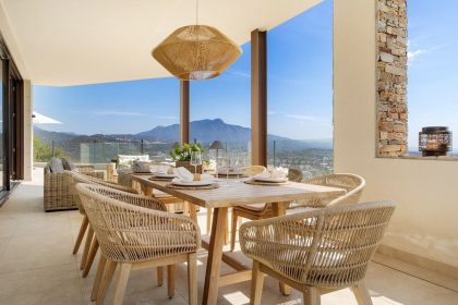 cb4aa1c2ad956267b061439f245783ea - 14