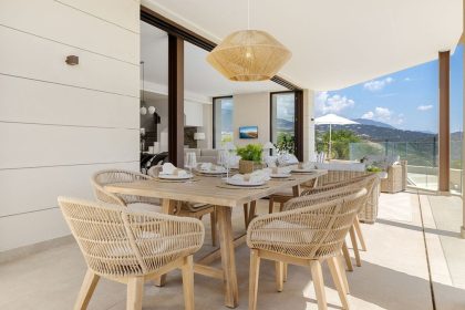 cb4aa1c2ad956267b061439f245783ea - 15