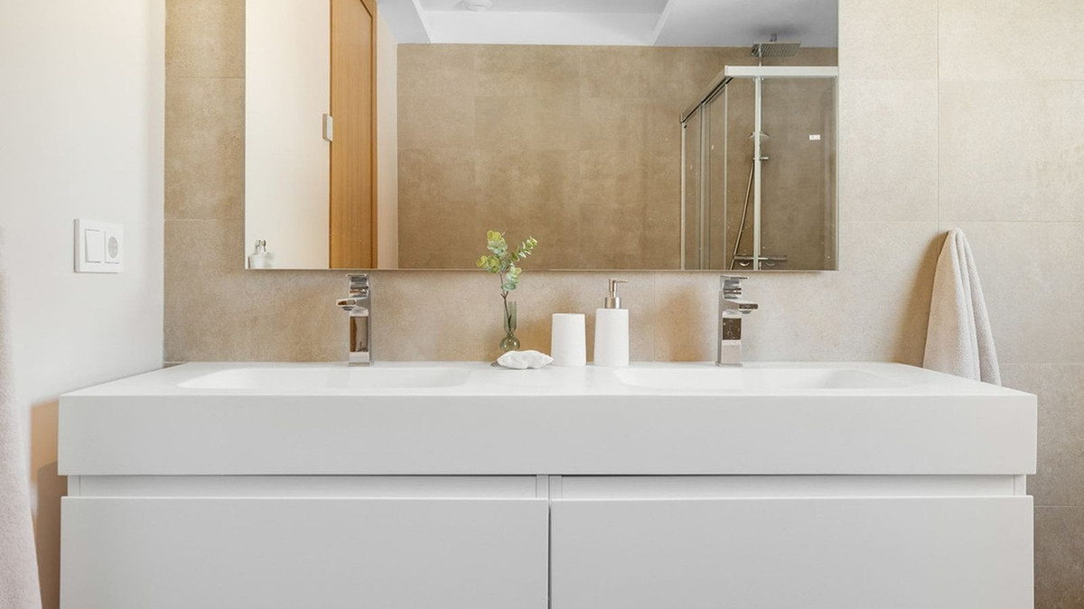 cb4aa1c2ad956267b061439f245783ea - 21