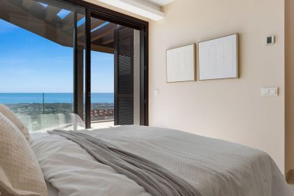 cb4aa1c2ad956267b061439f245783ea - 22