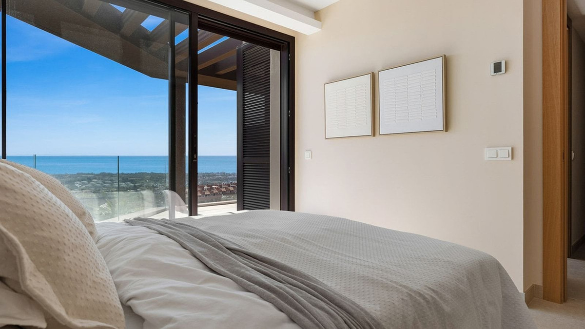 cb4aa1c2ad956267b061439f245783ea - 22