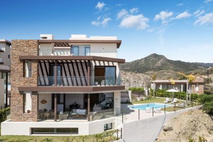 cb4aa1c2ad956267b061439f245783ea - 3