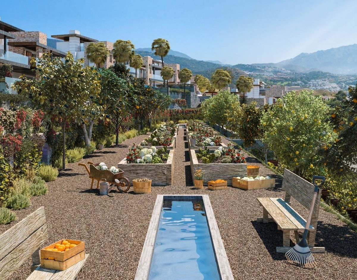 cb4aa1c2ad956267b061439f245783ea - 34