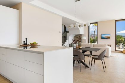 cb4aa1c2ad956267b061439f245783ea - 8