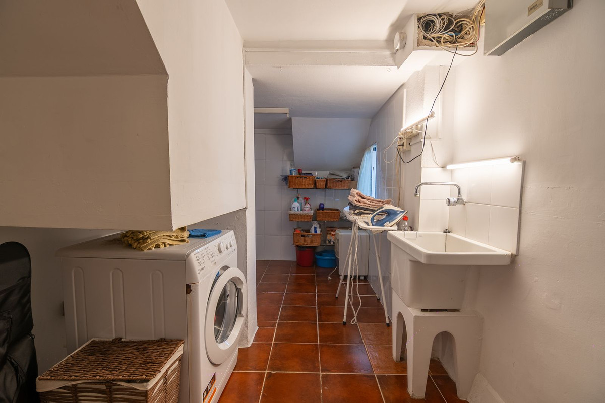 cb4ce16126278e94f5a42db4d1b8dcef - 15