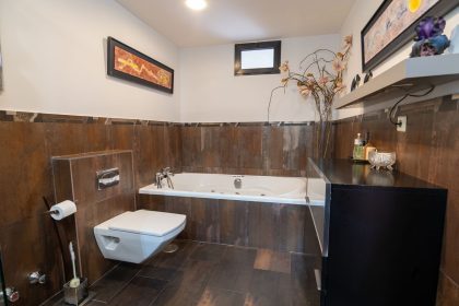 cb4ce16126278e94f5a42db4d1b8dcef - 17