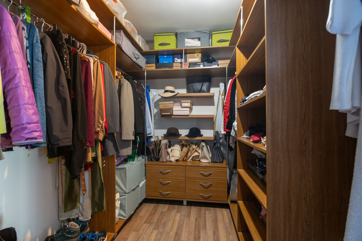 cb4ce16126278e94f5a42db4d1b8dcef - 18