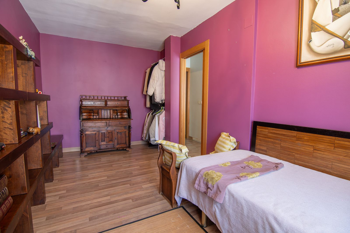 cb4ce16126278e94f5a42db4d1b8dcef - 23