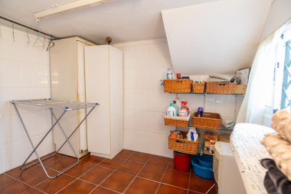 cb4ce16126278e94f5a42db4d1b8dcef - 30