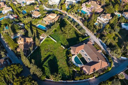 cb9d7b86e20c14daf4ed53c5a2d0d295 - 3