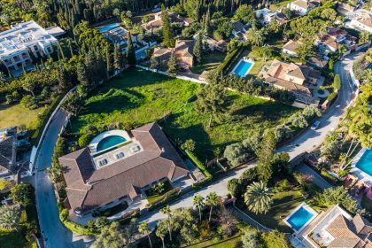 cb9d7b86e20c14daf4ed53c5a2d0d295 - 4