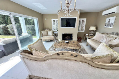 cbb7f4f39e2d4dcf25c9157b515f6353 - 12