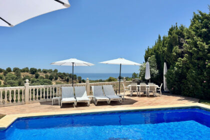 cbb7f4f39e2d4dcf25c9157b515f6353 - 3