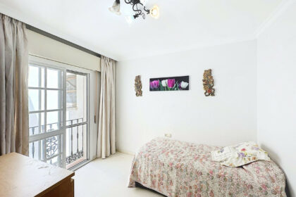 cbf9970d385a25ad43c4f2ddb57360ea - 14