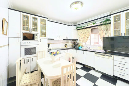 cbf9970d385a25ad43c4f2ddb57360ea - 15