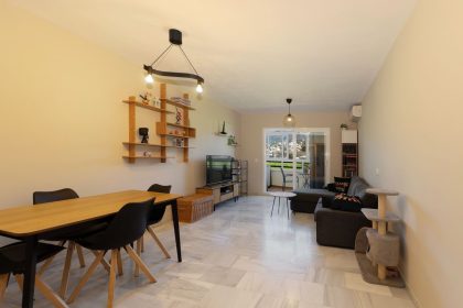 cc0a37f16f0e9cb57b40373bade9acd1 - 13