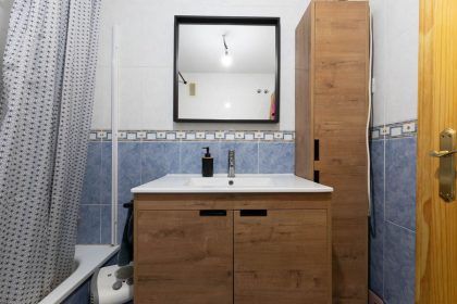 cc0a37f16f0e9cb57b40373bade9acd1 - 22