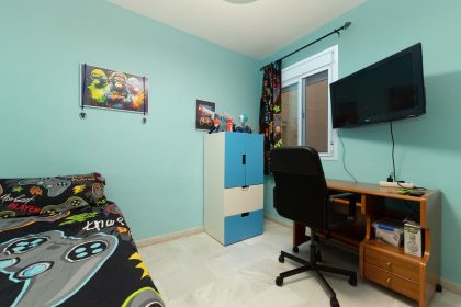 cc0a37f16f0e9cb57b40373bade9acd1 - 25