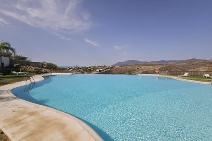 cc158df9154391bededdd1e8dc968ecc - 18