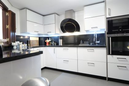 cc1ae8e1ed79adc2454397237116aff5 - 15